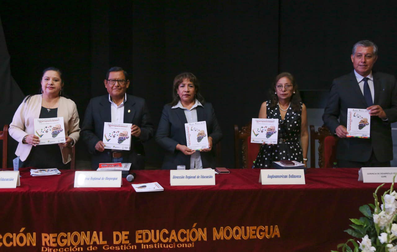 La consejera Julia Enríquez participó en la presentación del PER Moquegua al 2030 "La educación de Moquegua está en nuestras manos", organizada por la Dirección Regional de Educación. Enríquez afirmó que todos los actores de la sociedad tienen una responsabilidad de participar en la implementación del PER, de acuerdo con los roles que corresponden; y que tiene que ser interiorizado para ser ejecutado, y se convierta así en una política educativa específica.
