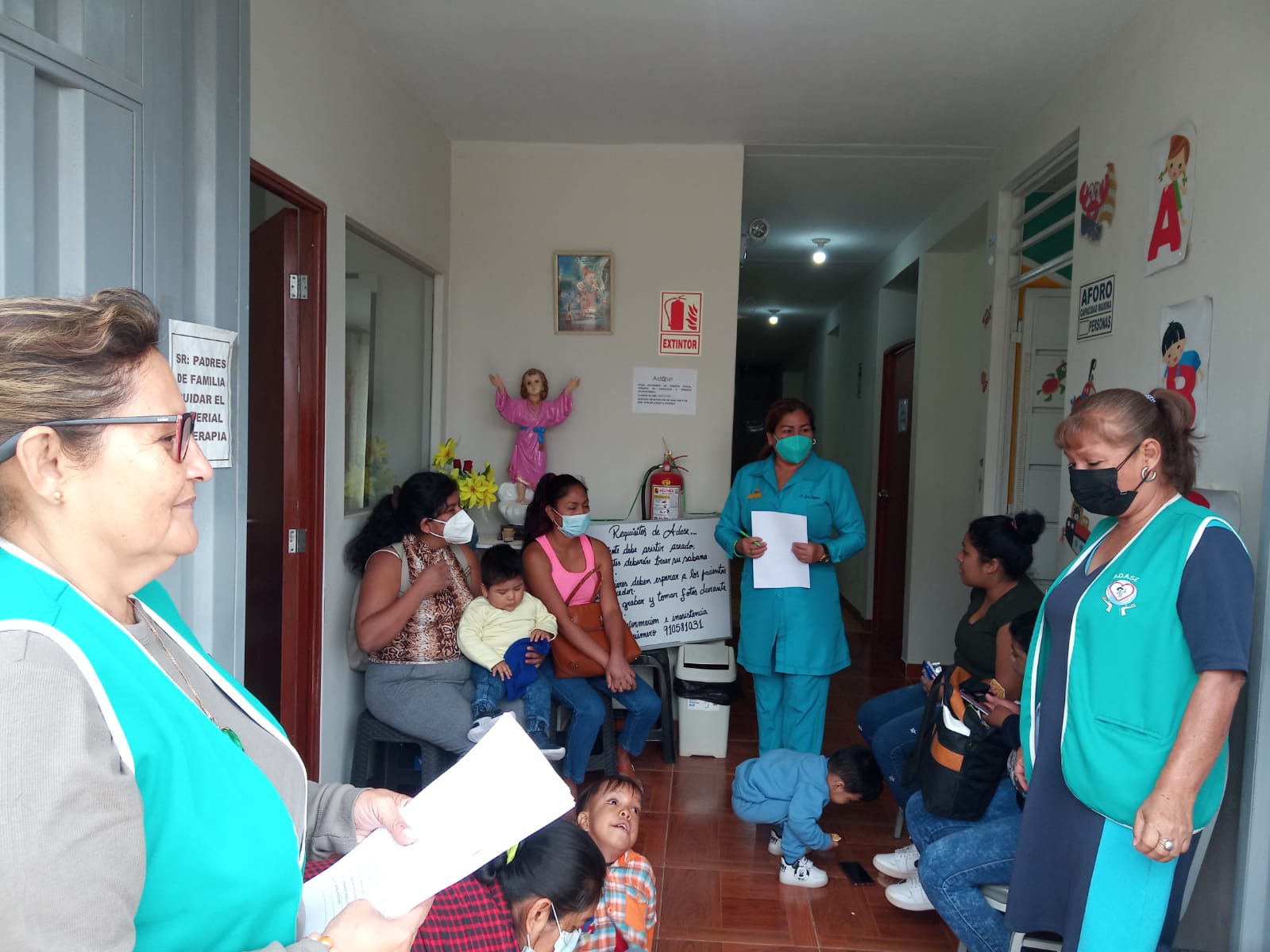 La actividad se realizó en las instalaciones de ADASE, que funciona en la Asociación de Vivienda Ramiro Prialé