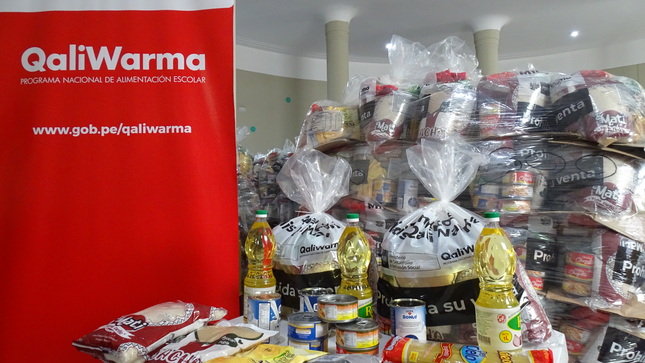 Entrega de alimentos a población vulnerable