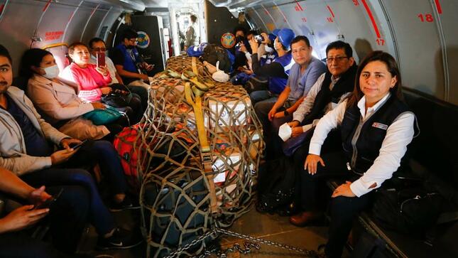 Ministra Rosa Guetierrez viaja a Ayacucho con un equipo médico para atender a la población