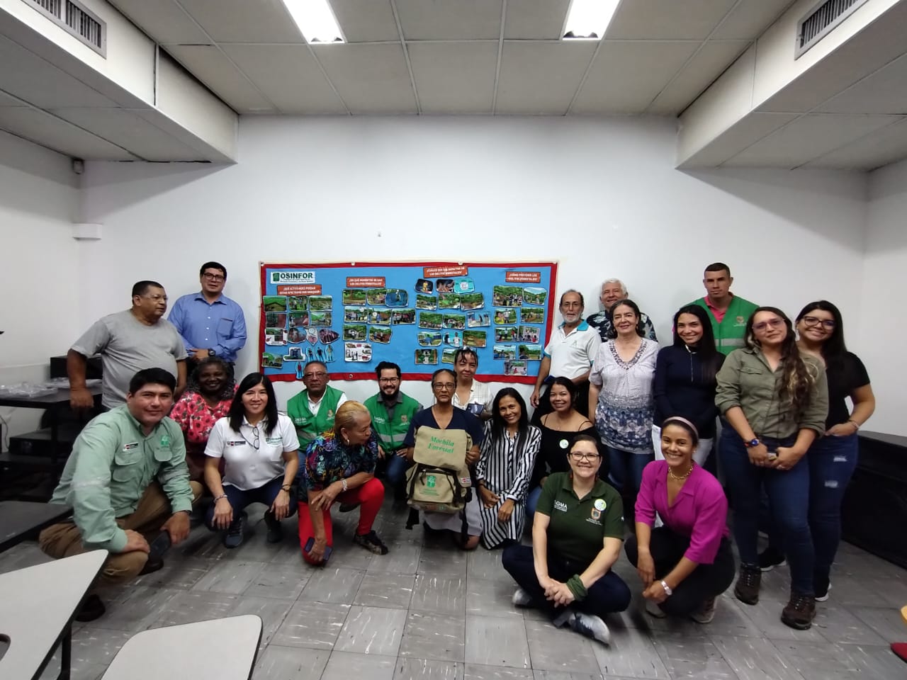 Asistencia técnica al DAGMA en Colombia