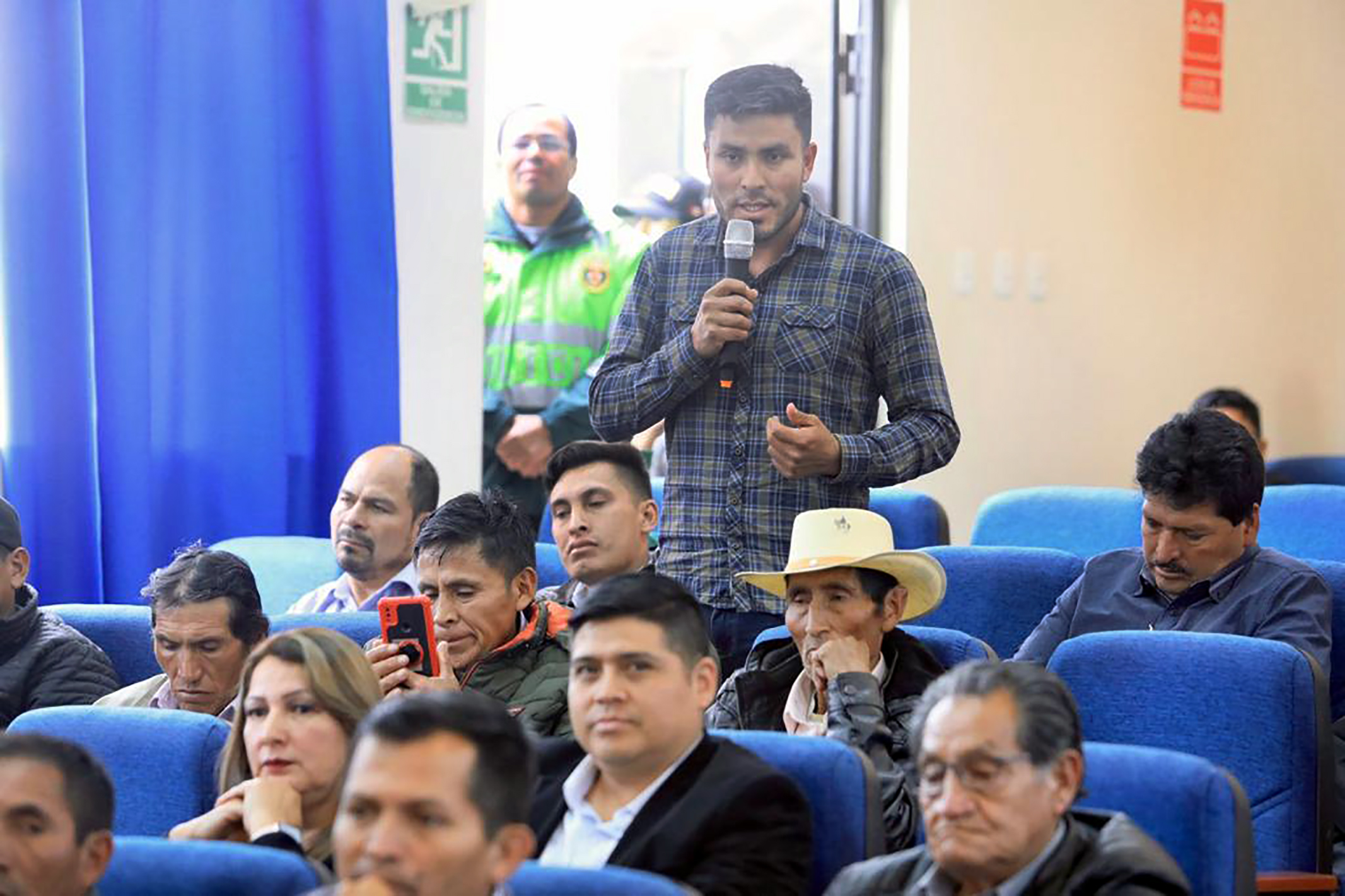 Gobierno instala mesa de diálogo por la gobernabilidad y paz social