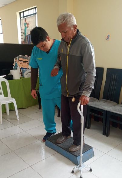 Oficina de Atención a las Personas brinda terapias gratuitas a sus integrantes