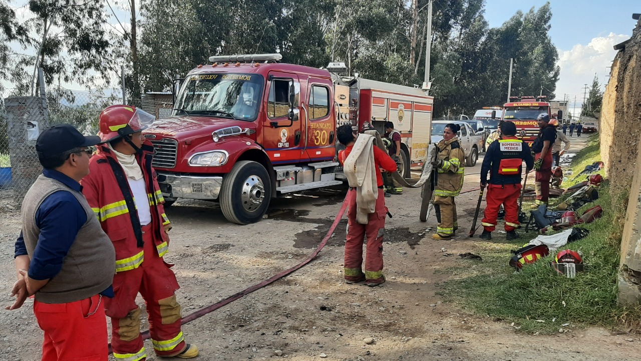 Incendio Afecta Redes de Alta Tensión y Provoca Corte de Energía Eléctrica
