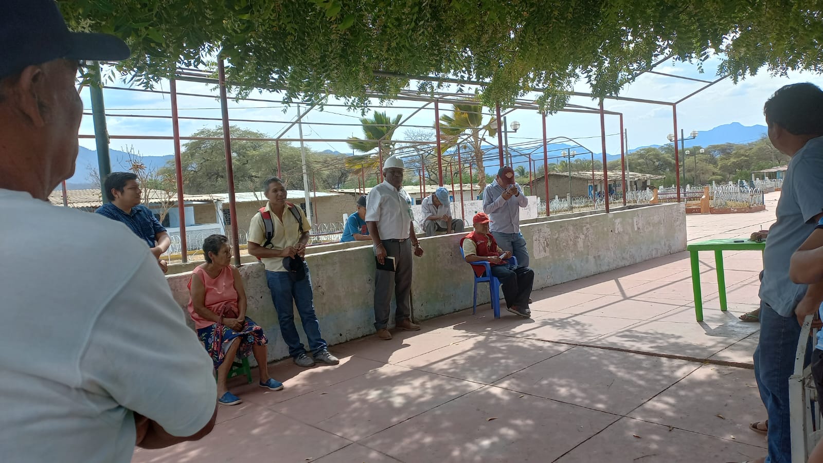 ¡Más obras para Salitral!