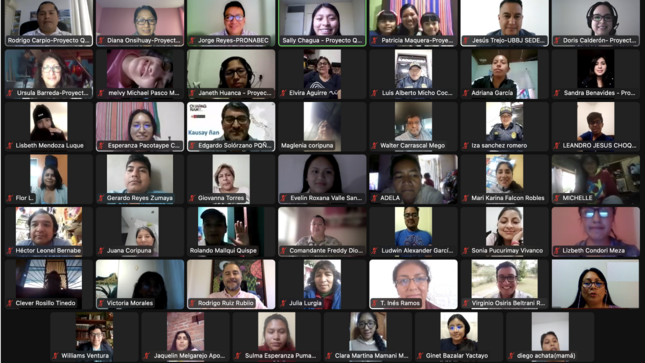  Foto grupal de los asistentes al evento, Intercambio de experiencias del Programa Qhapaq Ñan en casa - 2022