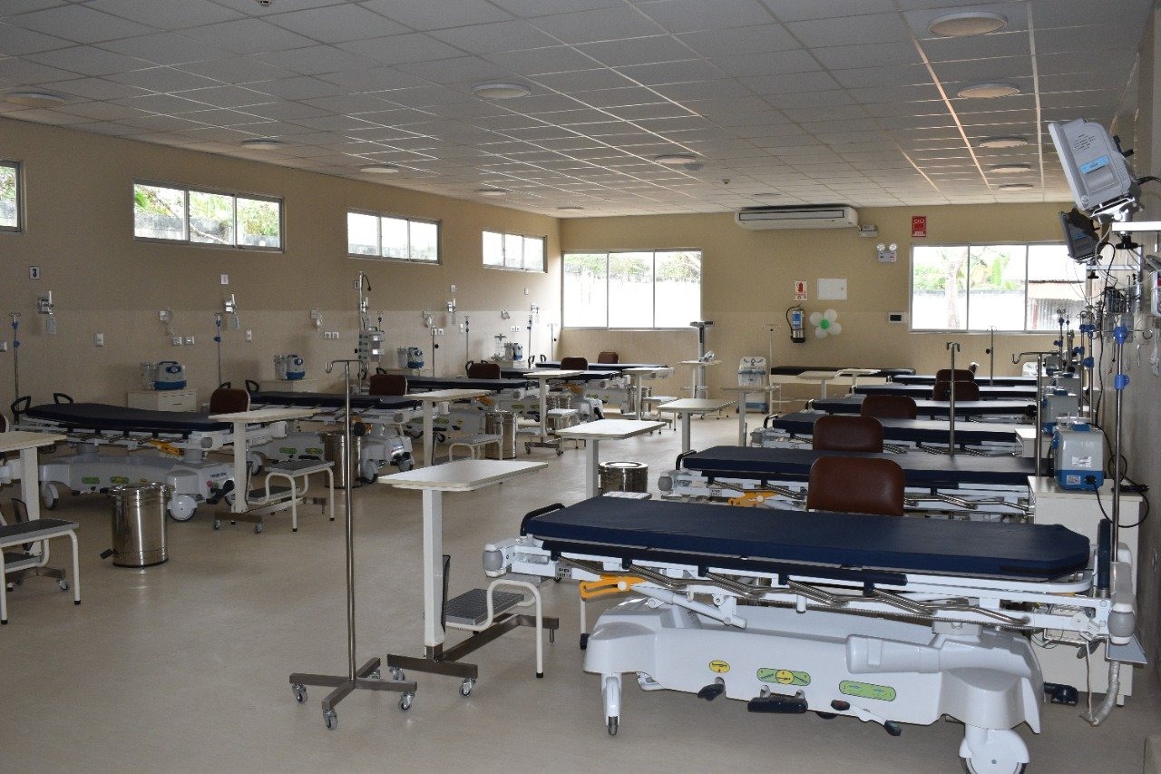 Equipamiento de salas de hospitalización COVID 29
