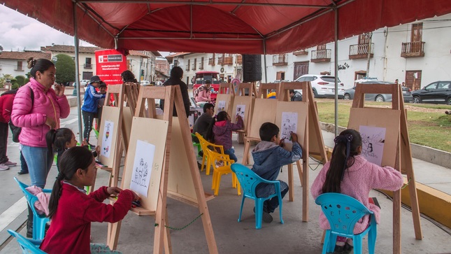 Ministerio de Cultura: realizan jornada cultural en espacios públicos de Huamachuco