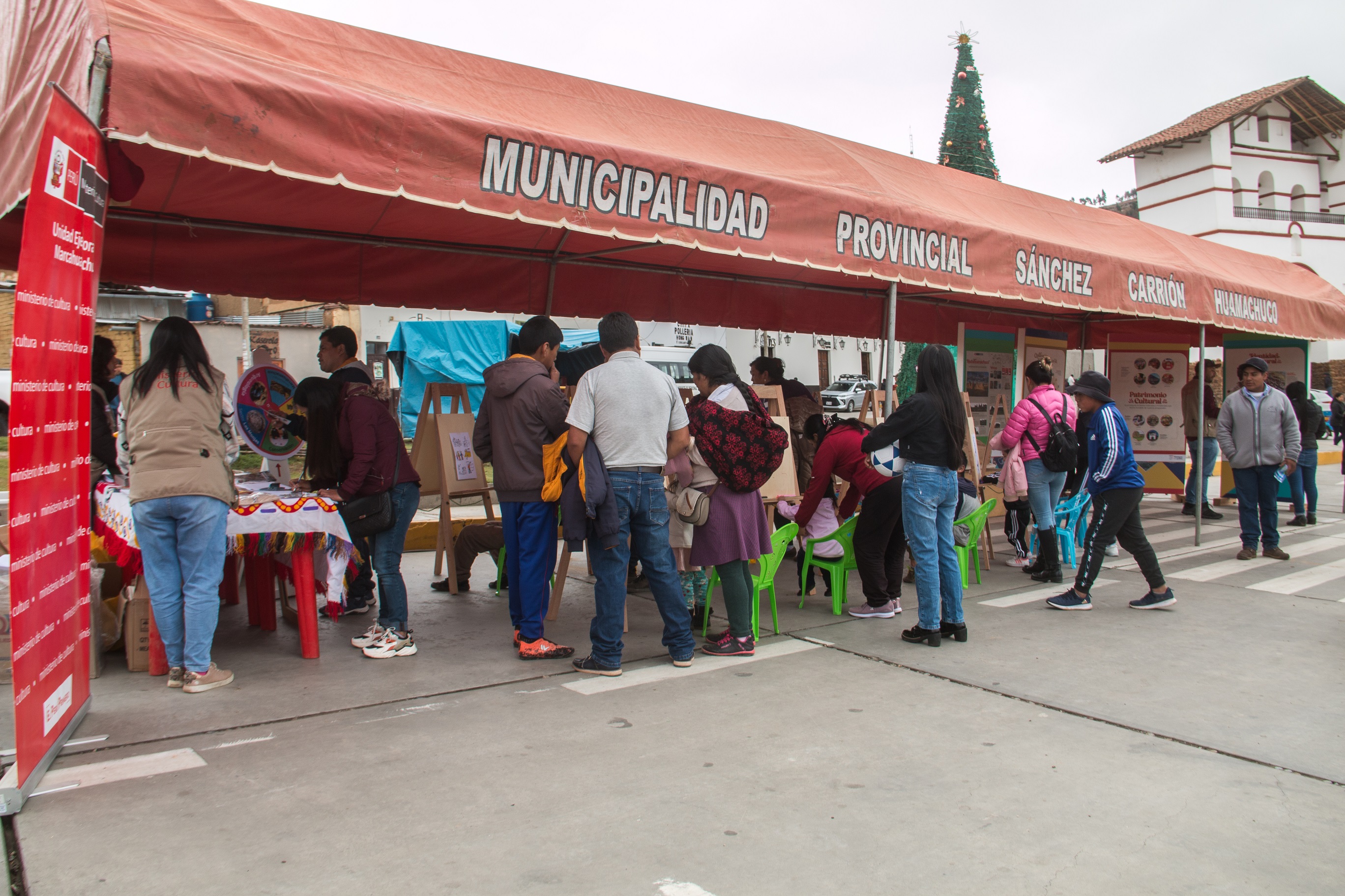 Ministerio de Cultura: realizan jornada cultural en espacios públicos de Huamachuco