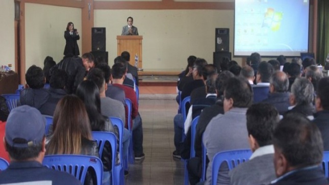 Ceremonia por el día del trabajador en el Proyecto Especial Tacna