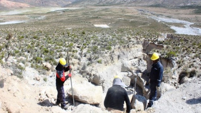 El Gerente General del Proyecto Especial Tacna realizó inspección a los trabajos que se ejecutan en el canal Cano Salado