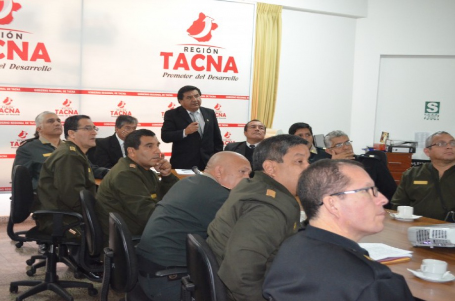 PET informó sobre la situación de los recursos hídricos en Tacna a maestrantes del CAEN