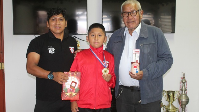 Subcampeón sudamericano juvenil de ajedrez agradece al alcalde Jaime Uribe Ochoa