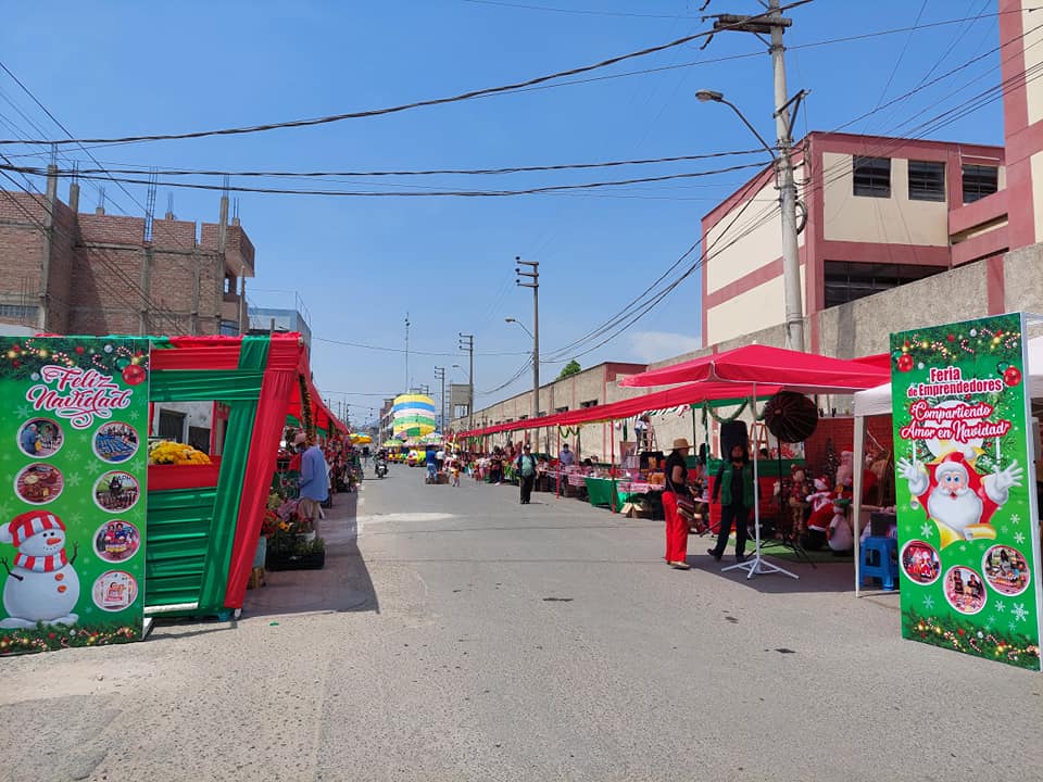 Se realiza Gran Feria de Emprendedores "Compartiendo Amor en Navidad"