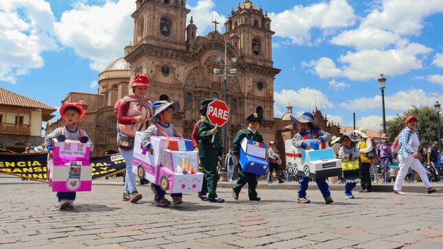 Gran caminata por la seguridad vial