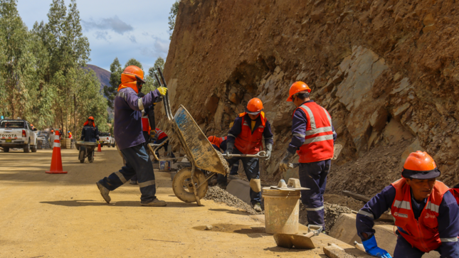 El asfaltado de la carretera Ocongate-Carhuayo