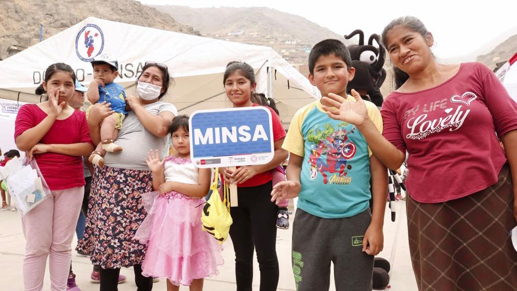 San Juan de Lurigancho 1600 familias fueron atendidas en campaña integral de salud 