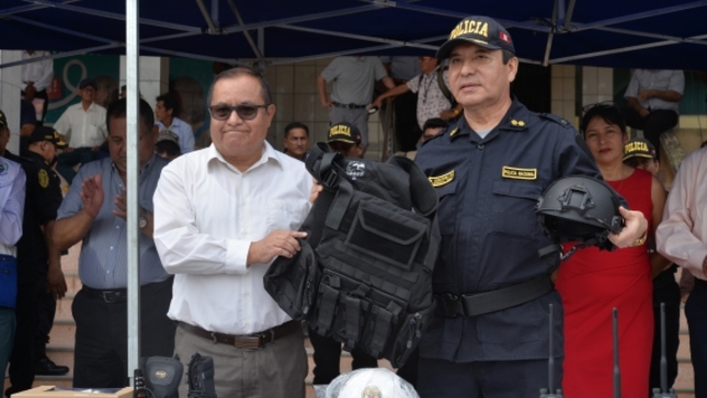 EQUIPOS POLICIALES