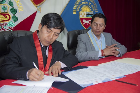 Nota de Prensa: Alcalde provincial de Junín dona inmueble para juzgados