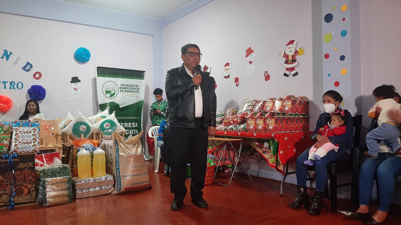 Electrocentro Llevó Alegría por Navidad a Hogar de Madres Adolescentes