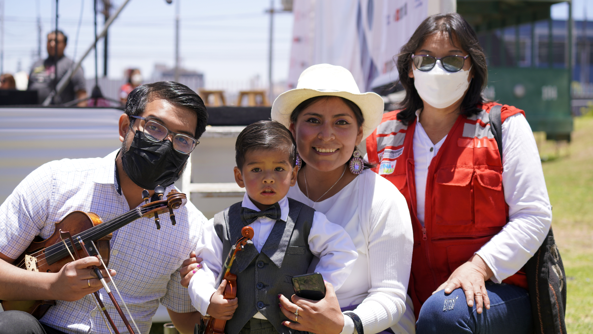 HQNU - Kayl - Violinista - Arequipa