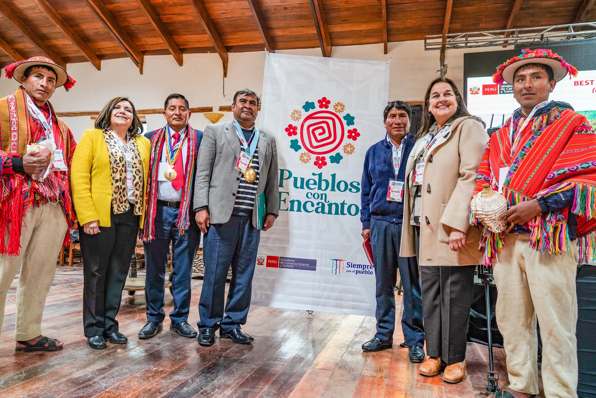 Alcalde de Urubamba felicita al distrito de Ollantaytambo por el reconocimiento como "Primer pueblo de encanto del Perú"
