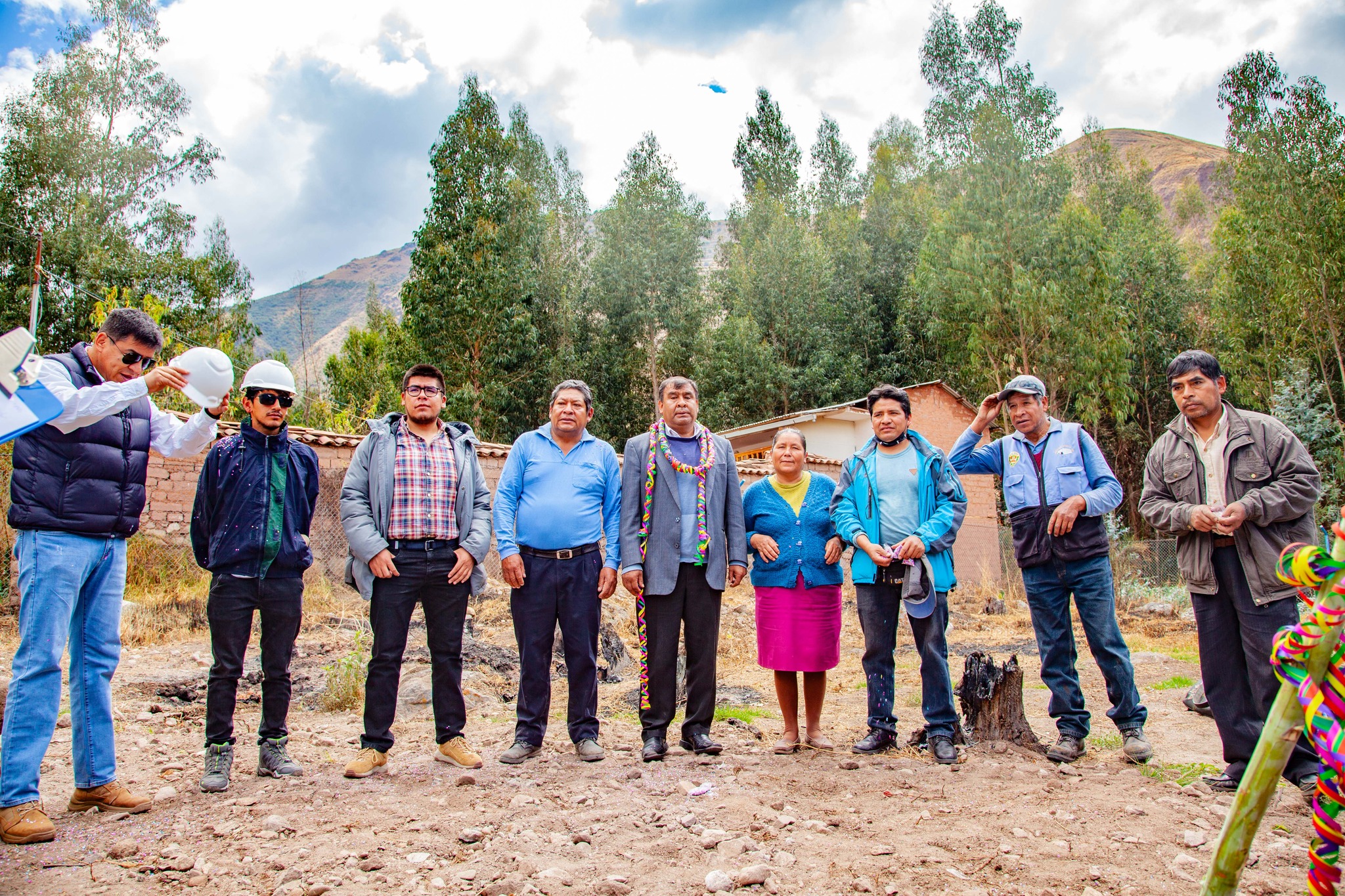 Alcalde de Urubamba entregó mantenimiento de red de conducción de agua potable en el sector de Rumichaca