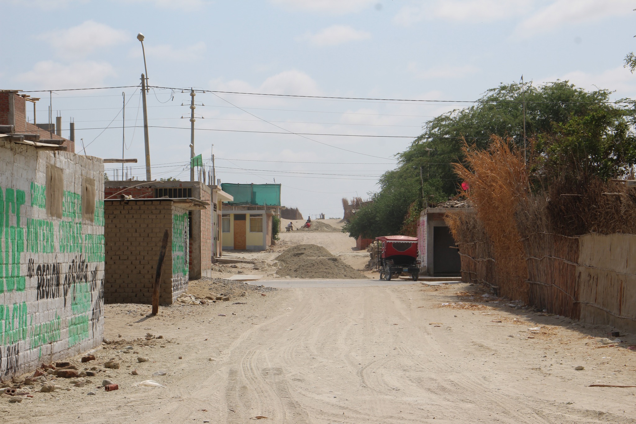 Maquinaria Realiza Trabajos