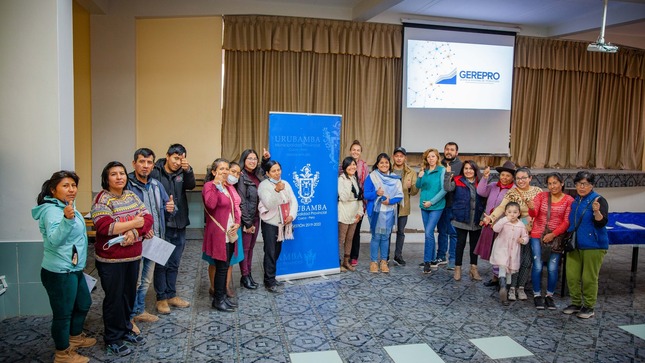 Gerencia Regional de Producción de Cusco con apoyo de la Municipalidad de Urubamba capacitan sobre transformación digital de las MYPES