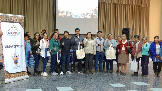 Municipalidad de Urubamba y estrategia de Turismo Comunitario del Mincetur capacitó a organizaciones comunales