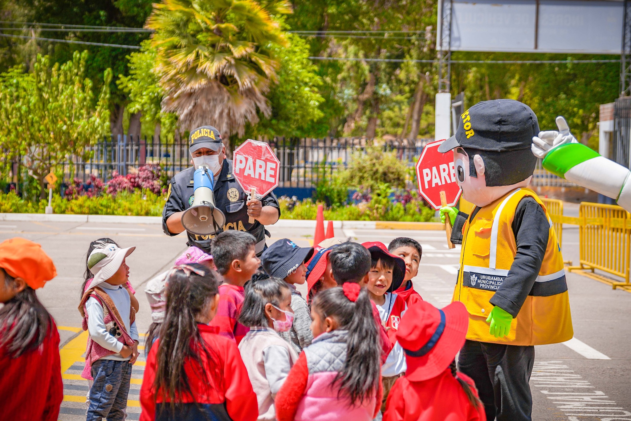 Con éxito la Municipalidad Provincial de Urubamba culmina campaña de Educación Vial para niños de nivel inicial