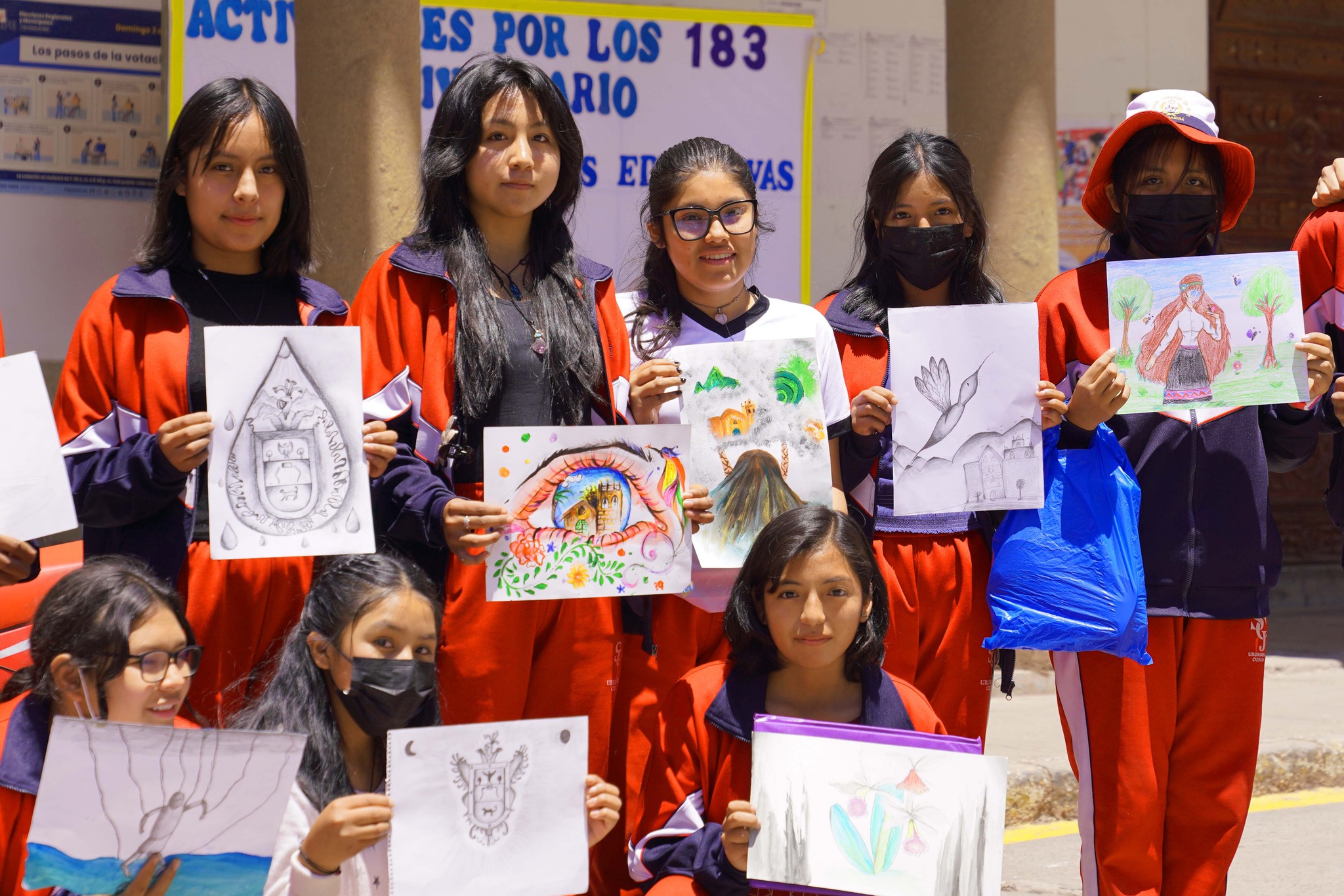 Más de un centenar de escolares participan de concurso de dibujo y pintura organizado por la Municipalidad Provincial de Urubamba