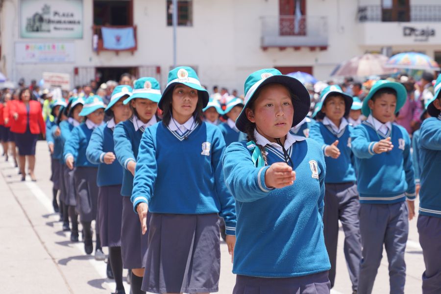 Urubamba celebra 183 aniversario de Benemérita Ciudad con gran desfile cívico escolar