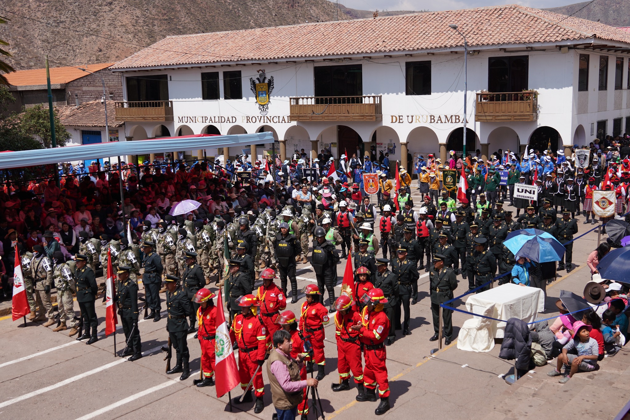 Urubamba celebra 183 aniversario de Benemérita Ciudad con gran desfile cívico escolar