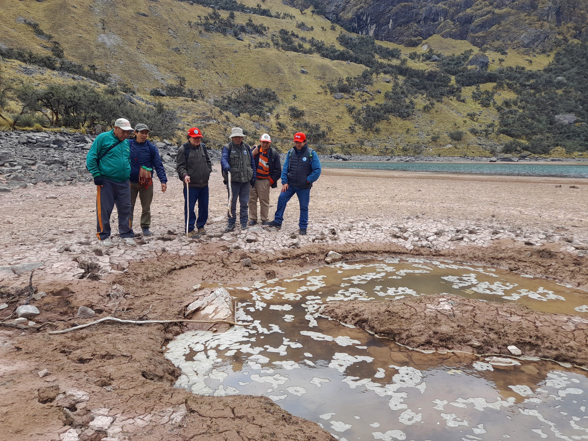 Ante la escasez de agua por el cambio climático se realiza visita de la laguna de Lamarcocha