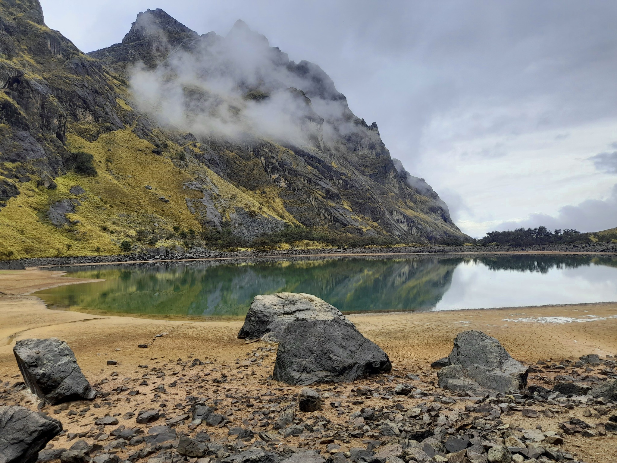 Ante la escasez de agua por el cambio climático se realiza visita de la laguna de Lamarcocha