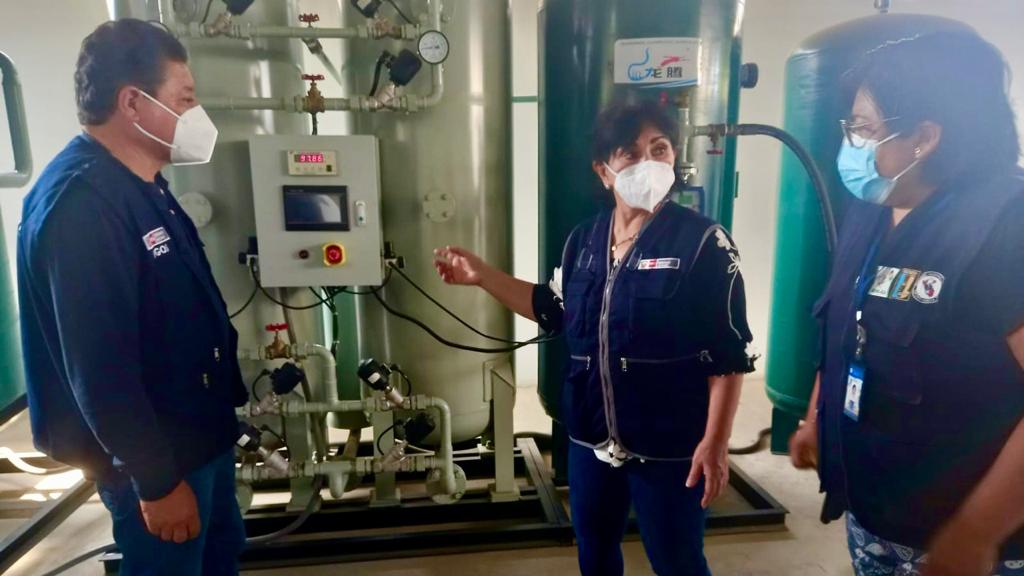 Viceministra de Salud Pública verificó el equipamiento e infraestructura de los establecimientos de salud de la región sur