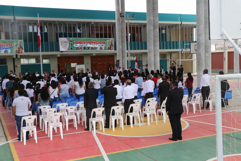 foto de inauguracion i.e. santisima cruz