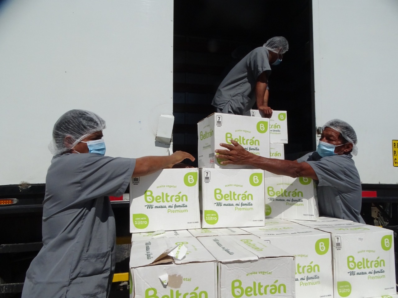 LORETO - ENTREGA DE ALIMENTOS DL1472.jpg