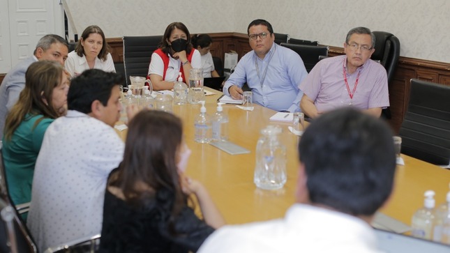Dialogos en La Libertad
