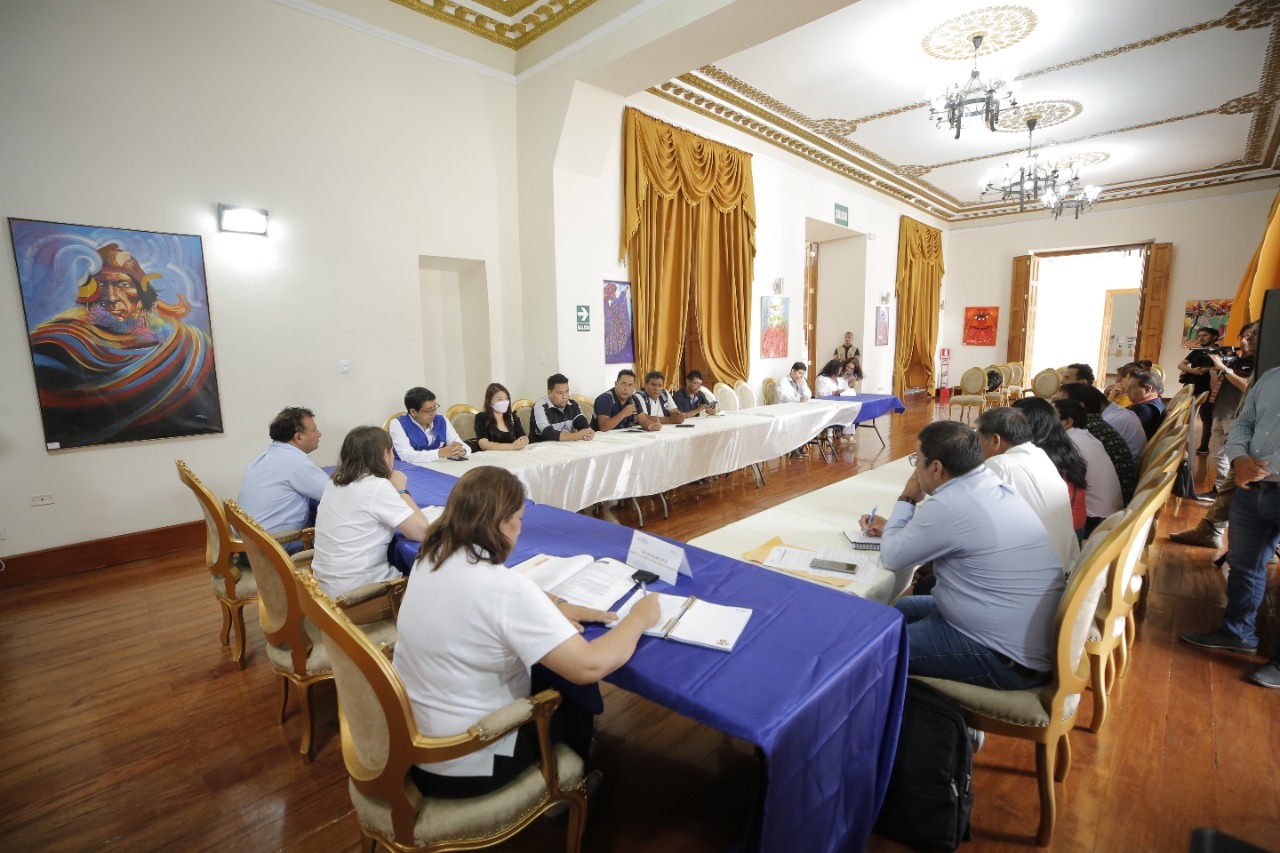 Dialogos en La Libertad