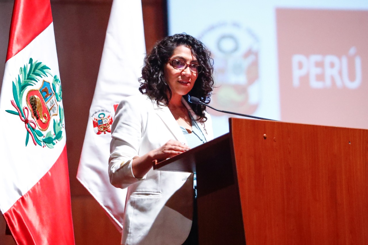 Ministra Leslie Urteaga: “La cultura sirve como vehículo para la paz y la democracia”