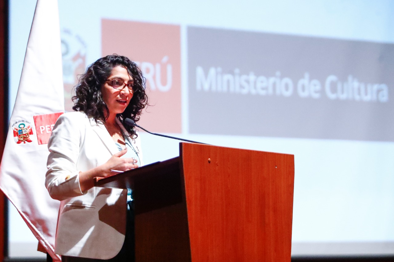 Ministra Leslie Urteaga: “La cultura sirve como vehículo para la paz y la democracia”