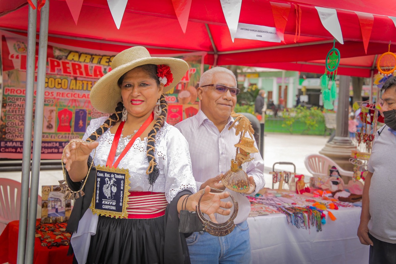 Lo mejor de la gastronomía y artesanía de la Perla del Chira lo encontrarás en la Feria denominada “Impulsando lo Nuestro” que se realiza en el marco de las actividades programadas por los 111 años de creación política de Sullana.