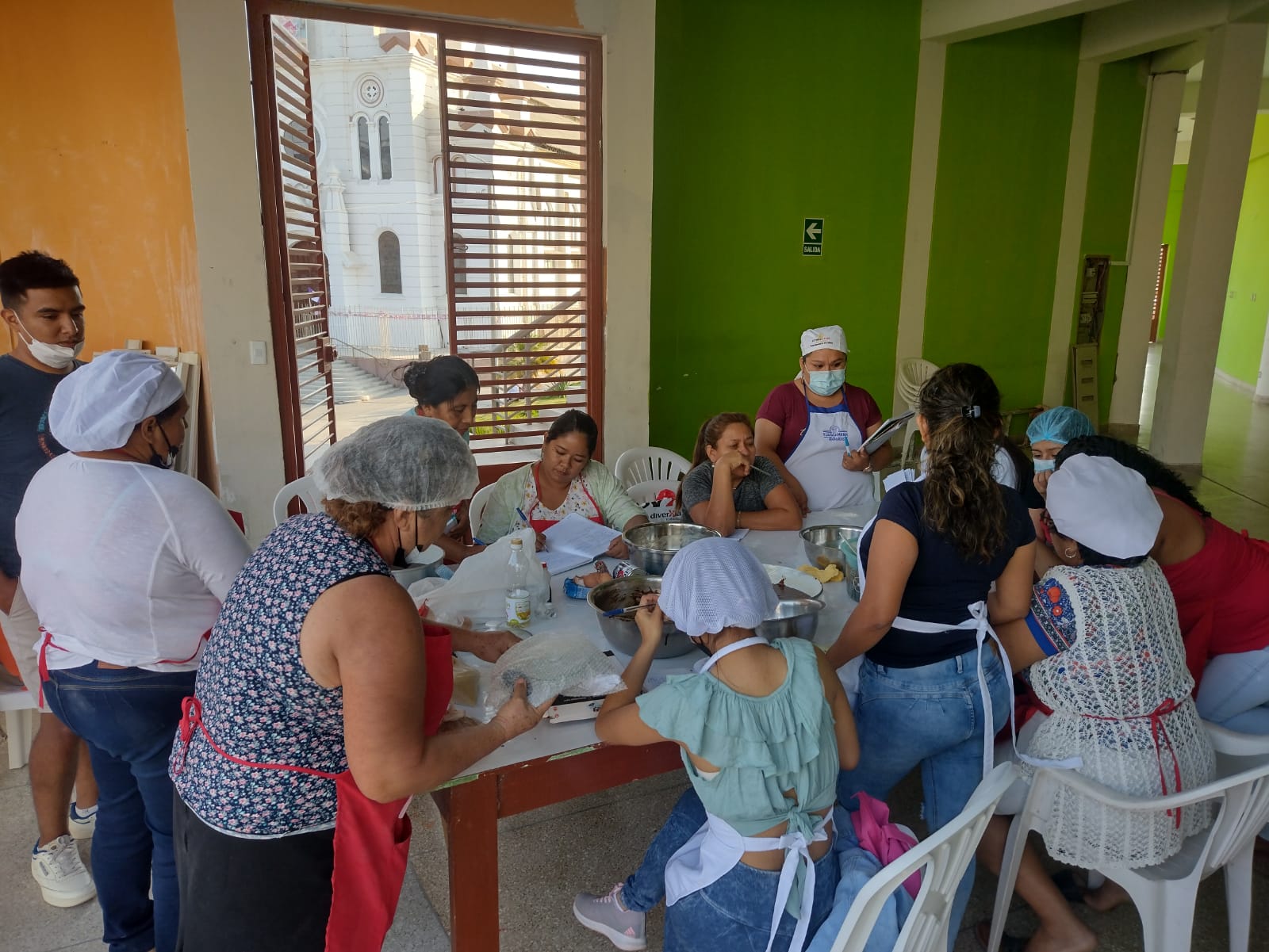 La Municipalidad de Sullana, a través de la subgerencia de Educación, Cultura, Deportes, Recreación y Juventudes, realizará mañana la clausura de los talleres Municipales en el parque de la cultura José Carlos Carrasco Távara.