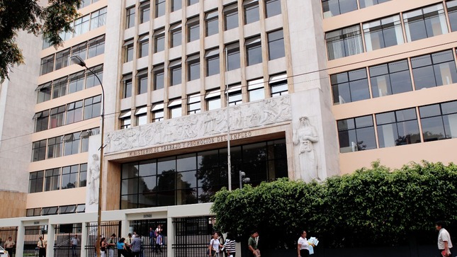 Trabajadores de Reniec suspendieron huelga nacional indefinida