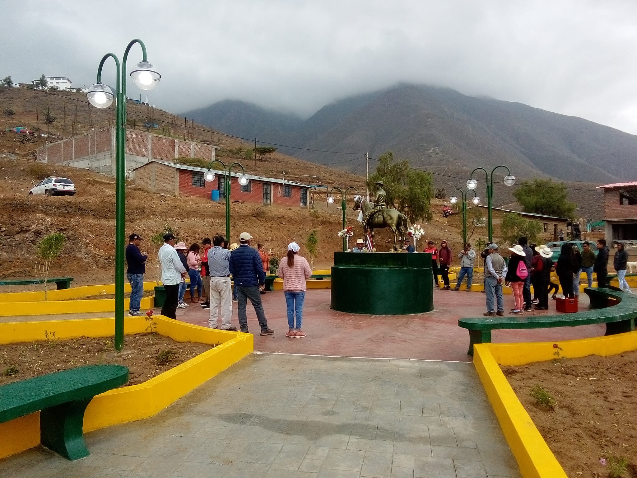 inauguración de la plaza 