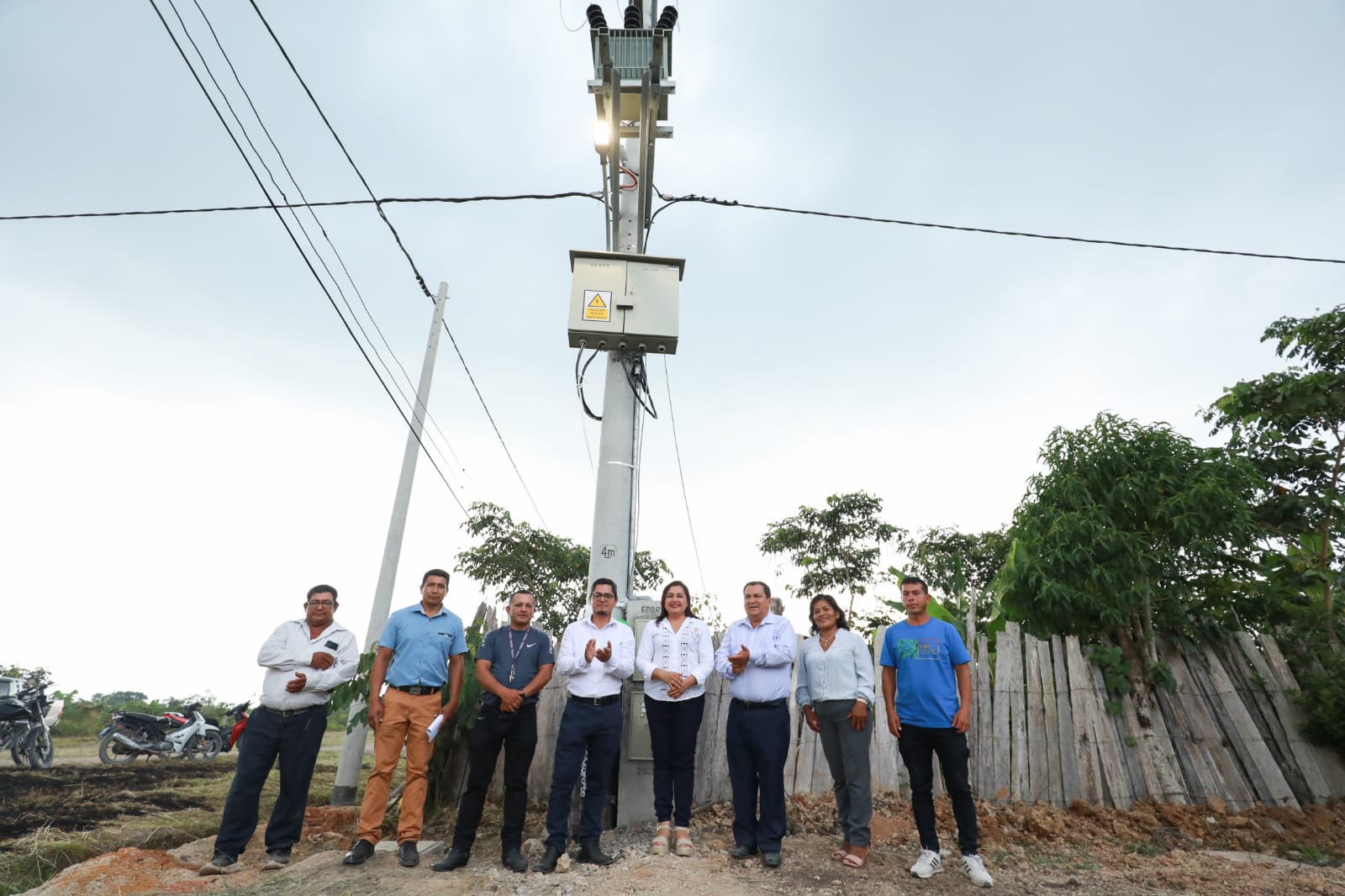 Inauguración de proyectos de electrificación urbana en los distritos de Calzada y Habana