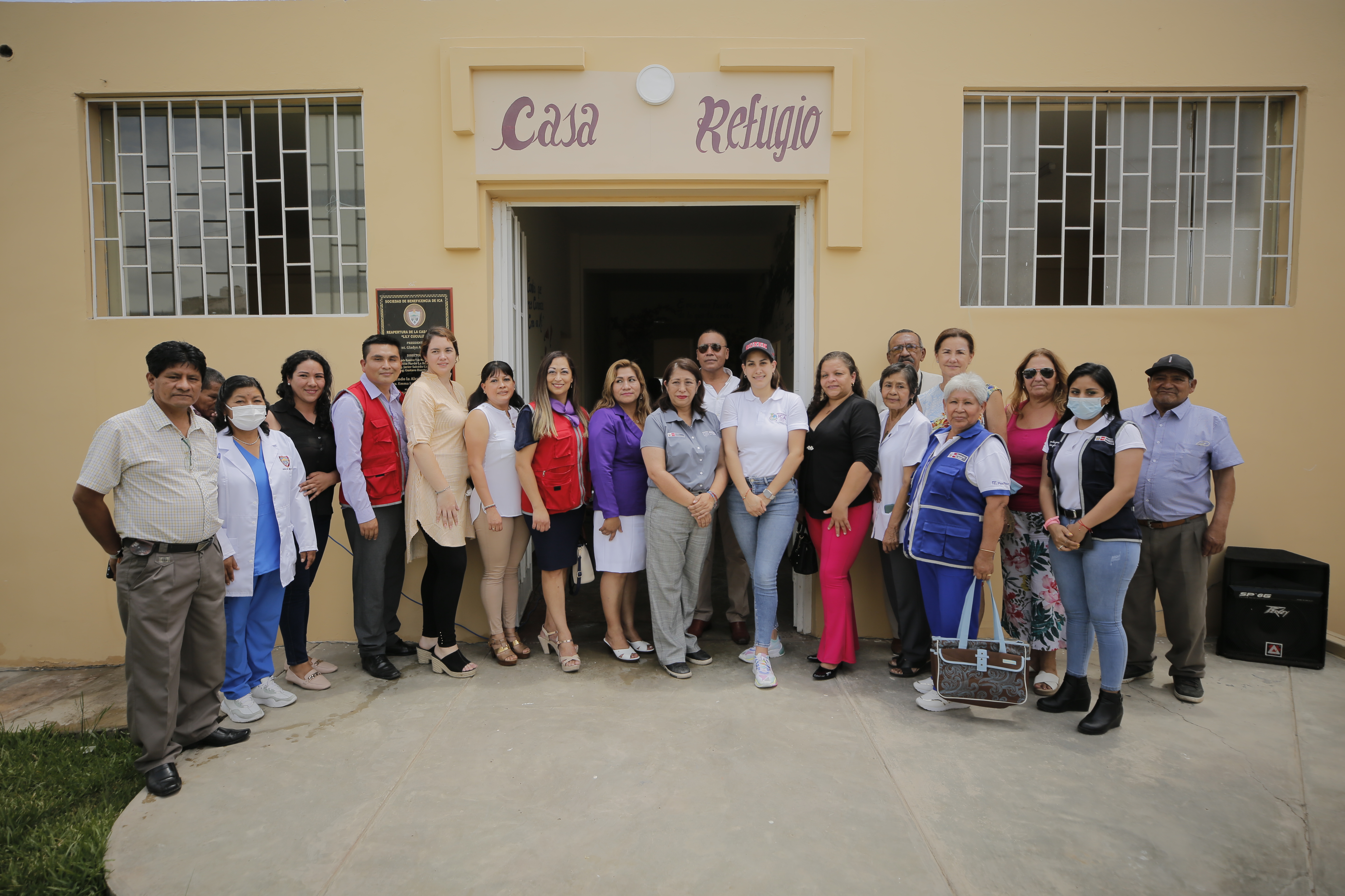 ministra Grecia Rojas inaugura el primer hogar de refugio temporal de Ica