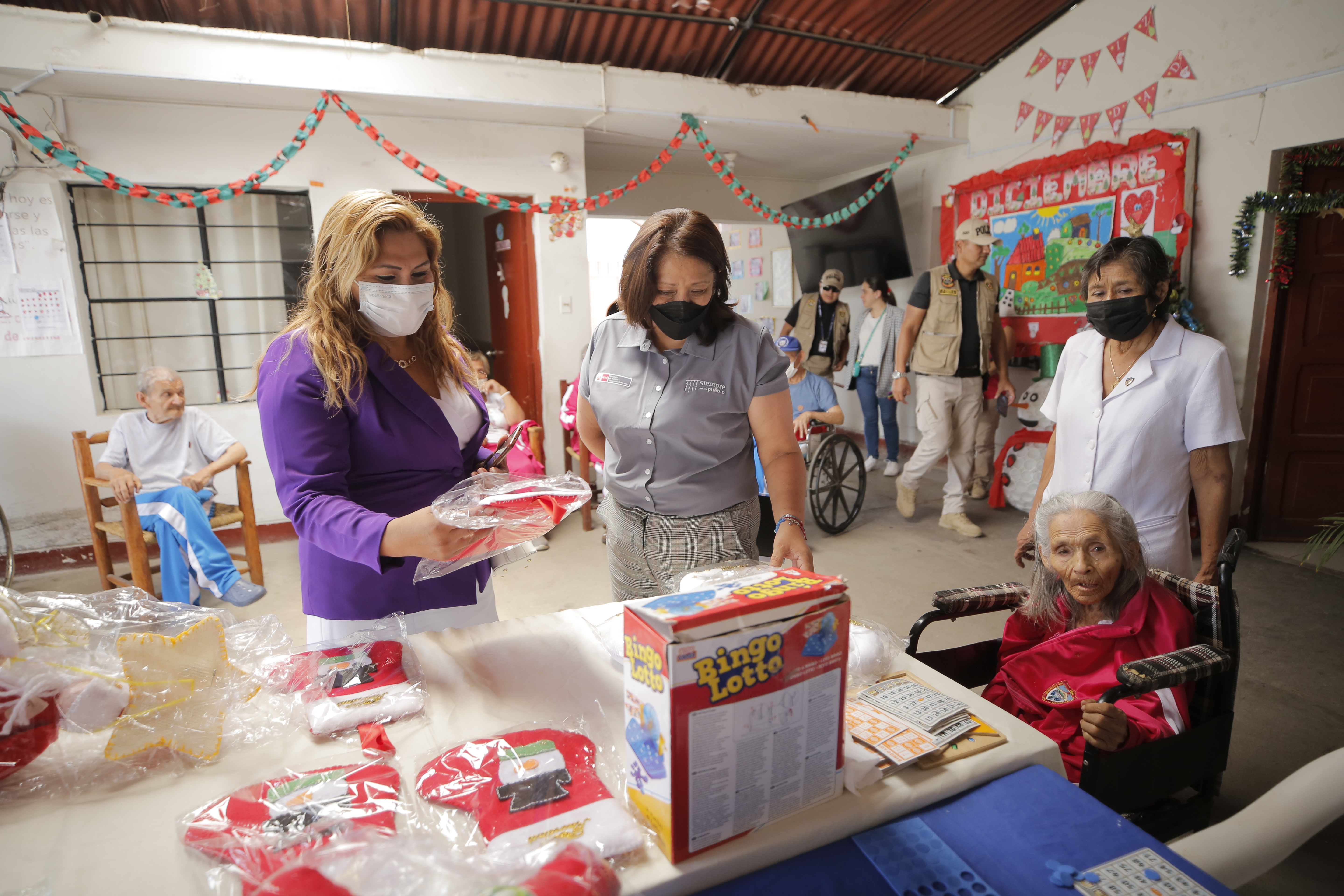 ministra Grecia Rojas inaugura el primer hogar de refugio temporal de Ica